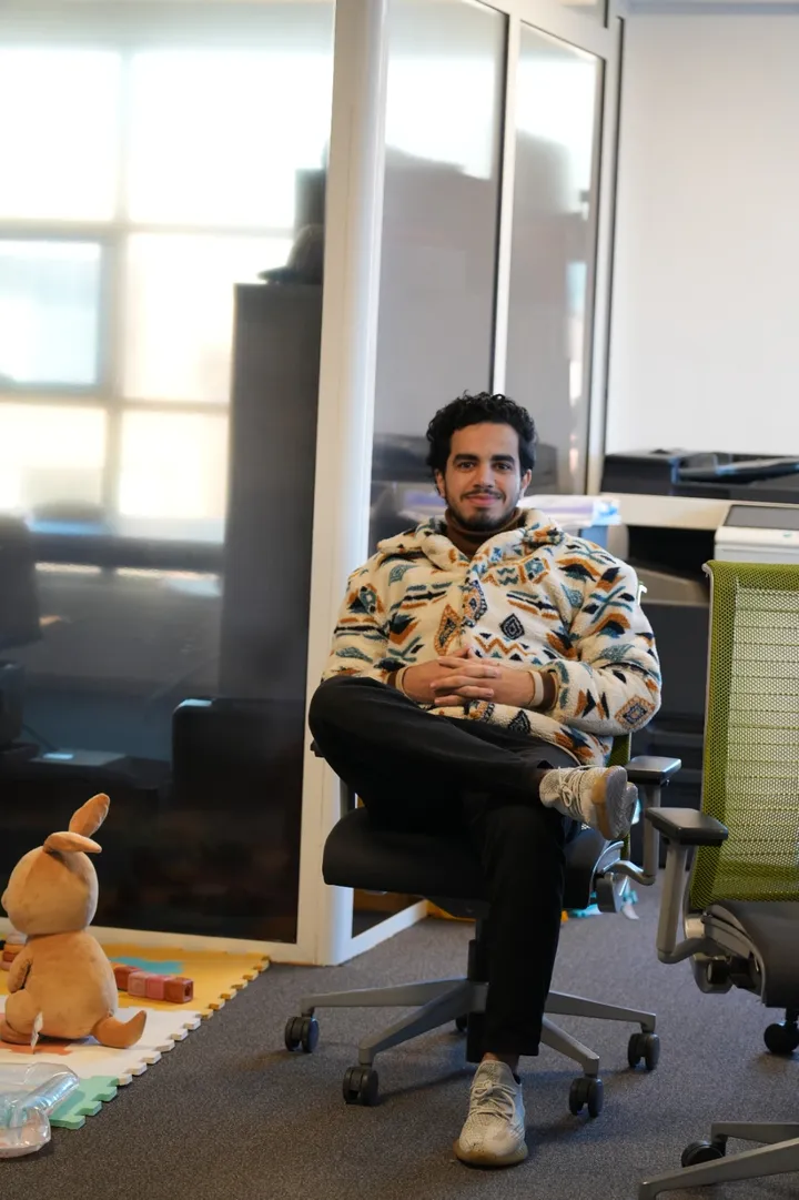 Ayoub Fattami, développeur web freelance à Marrakech, met les sites en conformité avec la loi 09-08
